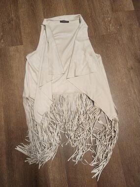 Do everything in love Cream Fringe Sleeveless Drape Vest